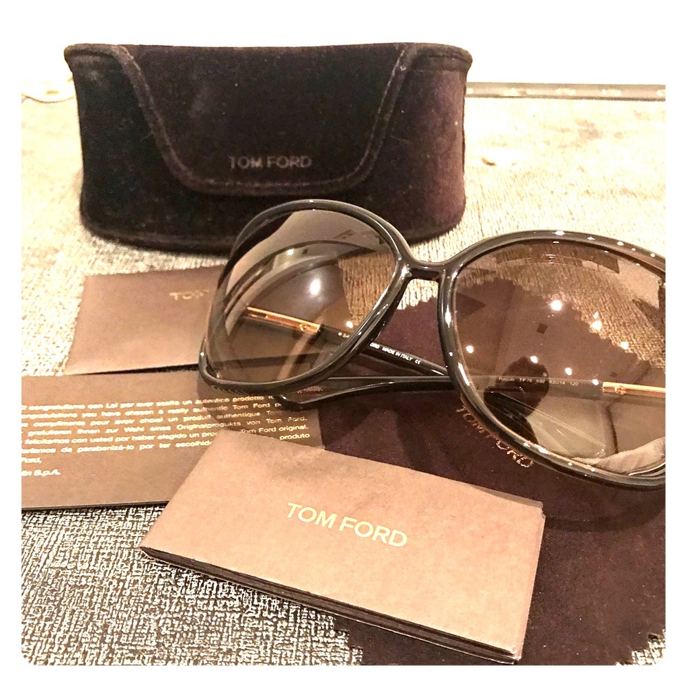 Tom Ford Raquel Sunglasses